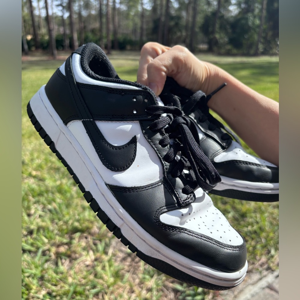 Nike panda dunks
